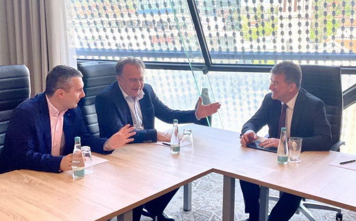 Nikšić upoznao Lajčaka sa smjernicama djelovanja nove Vlade FBiH
