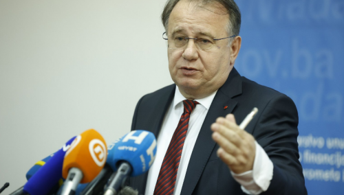 Nikšić: Uprave preduzeća da stave mandate na raspolaganje, neki su se kompromitirali