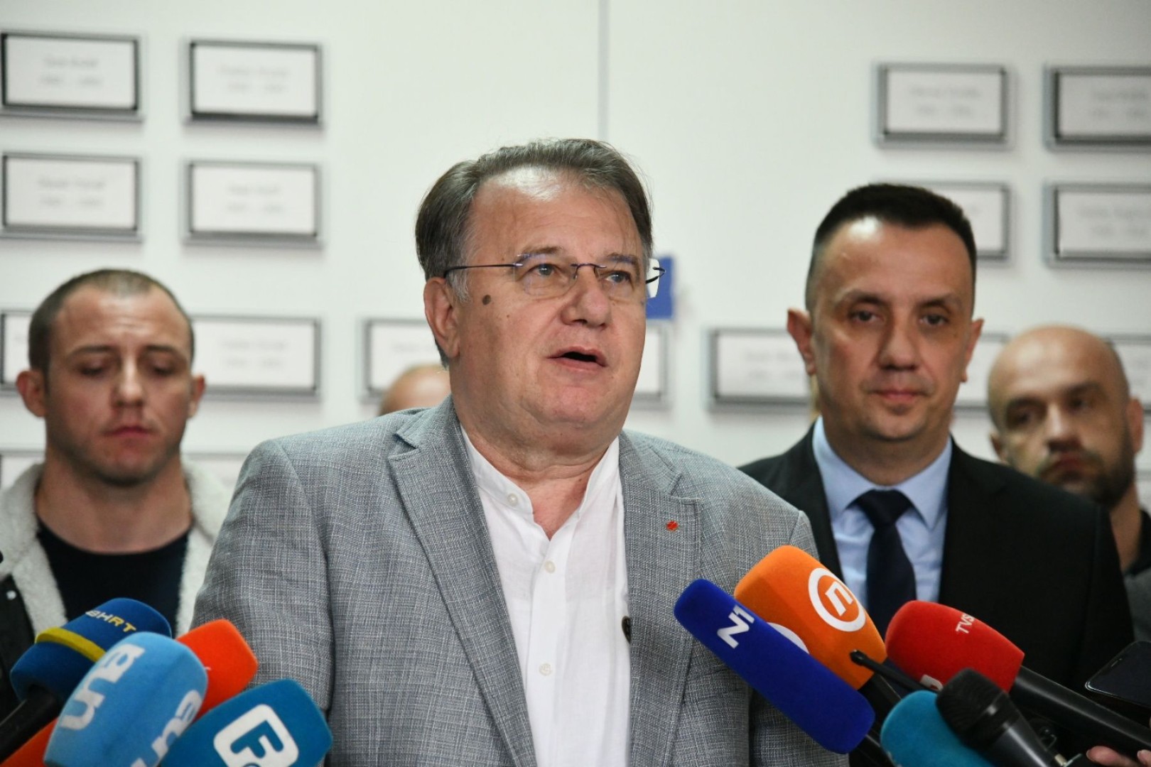 Nikšić: Uradićemo sve da spasimo Zrak i radna mjesta