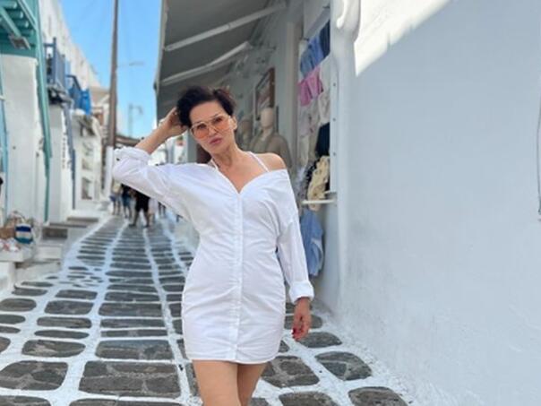 Nina Badrić se pohvalila slikama sa odmora pa upitala: 'Kojim putem krenuti?'