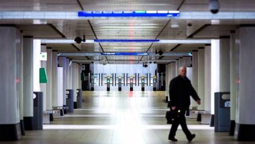 Nizozemska vojska pomaže u prebacivanju pacijenata zaraženih koronavirusom