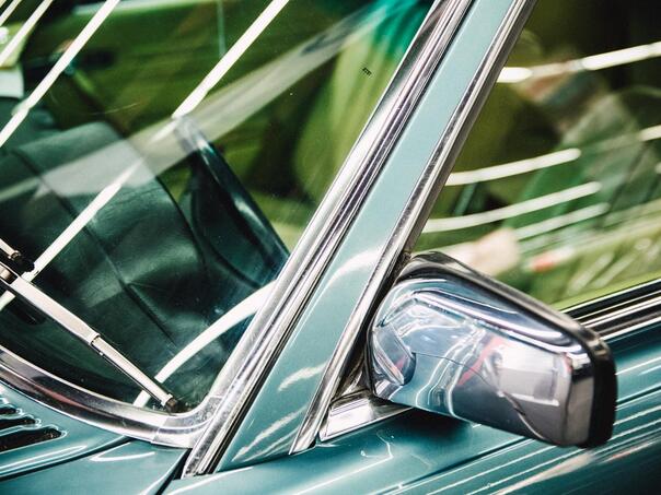 Nipošto ne radite ovo tokom vožnje, moglo bi vas zaslijepiti!