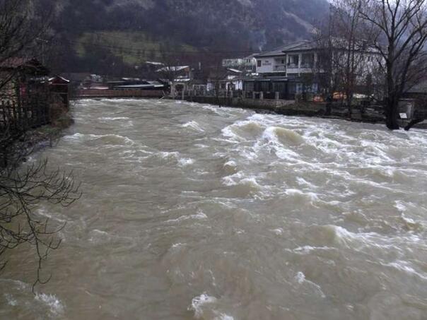 Nivo vode u rijekama Radobolja i Buna u blagom opadanju