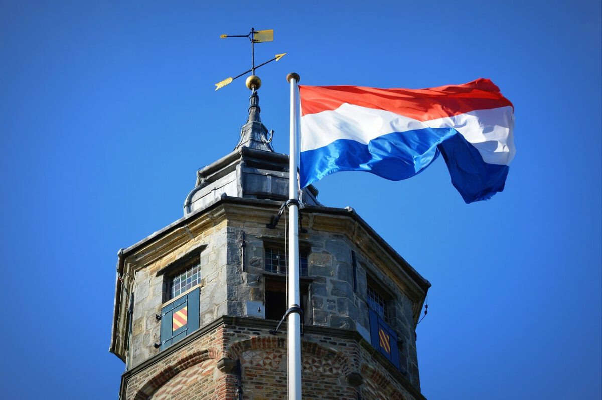 Nizozemci u izuzetno tijesnoj izbornoj utrci glasaju o nasljedniku Marka Ruttea