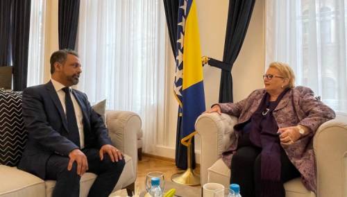 Njegovati kulturu sjećanja na genocid u Srebrenici širom svijeta