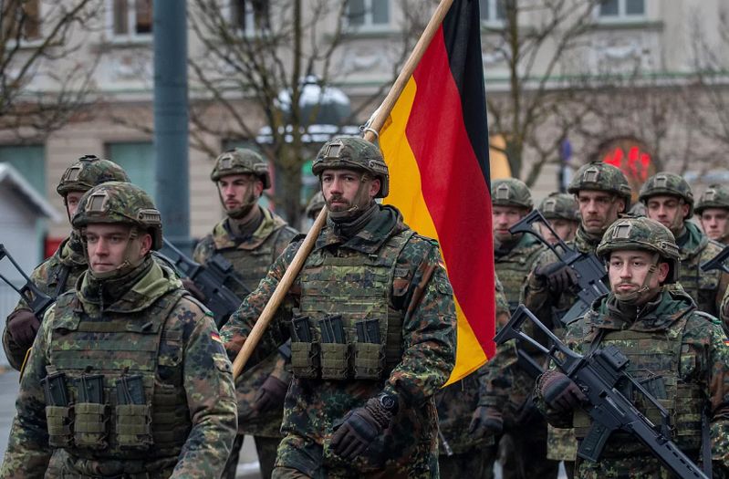 Njemačka formira tenkovsku jedinicu na samoj granici sa NATO-om