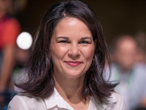 Njemačka ministrica traži da Kina 'promijeni stranu' u ratu u Ukrajini, prozvala i Putina