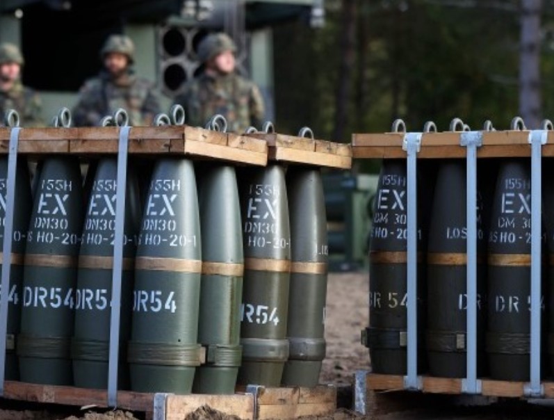 Njemačka šalje Ukrajini 10.000 artiljerijskih granata
