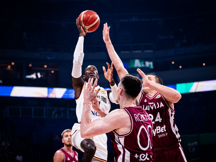 Njemačka savladala Latviju i zakazala polufinale s Amerikancima