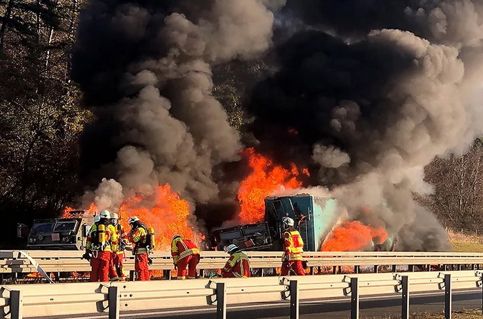 Njemačka: Šleper udario u konvoj američke vojske