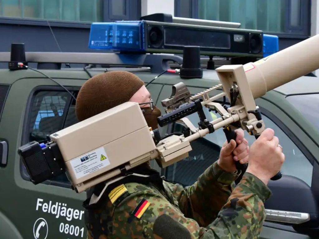 Njemačka strahuje od novih napada: Pojačava zaštitu od dronova