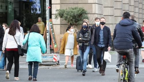 Njemačka uočava nagovještaje usporavanja zaraze