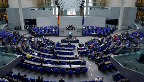 Njemačka vlada uputile žestoke kritike Rusiji zbog napada na Kijev