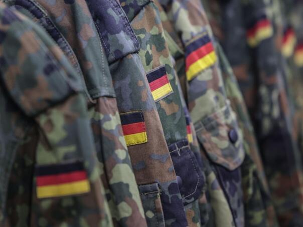 Njemačka vlada usvojila zakon o dobrovoljnoj vojnoj službi