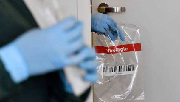 Njemačka vraća penzionisane ljekare zbog korone
