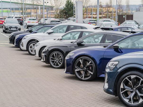 Njemački automobilski divovi posrću, traže pomoć države