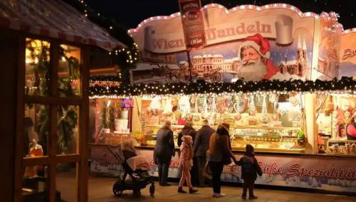 Njemački epidemiolozi: Ako nešto ne poduzmemo imaćemo grozan Božić