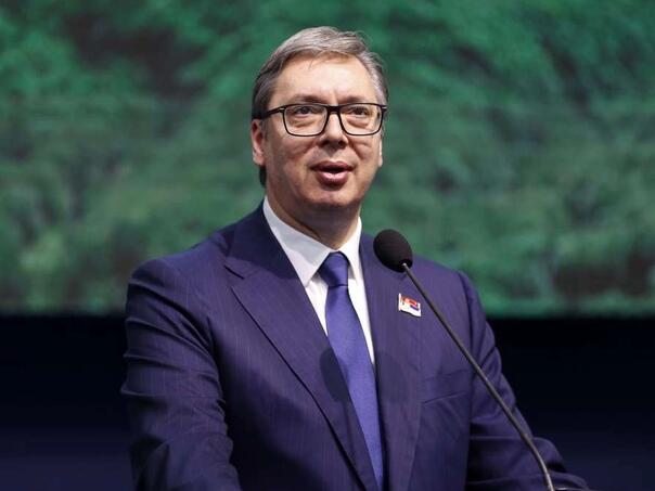 Njemački FAZ: Vučićev lažni prioritet