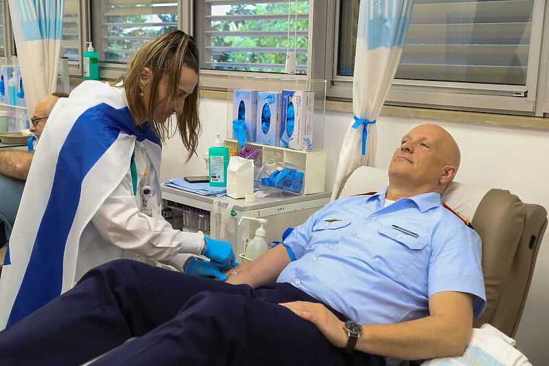 Njemački general donirao krv u izraelskoj bolnici: Čast mi je biti ovdje