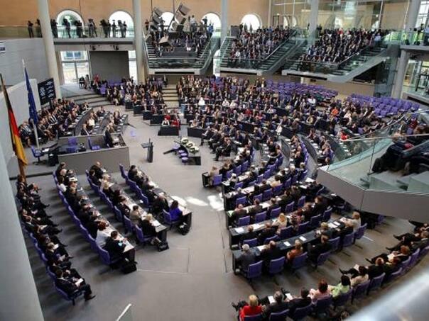 Njemački gornji dom parlamenta odobrio reformu duga i fond od 500 milijardi eura