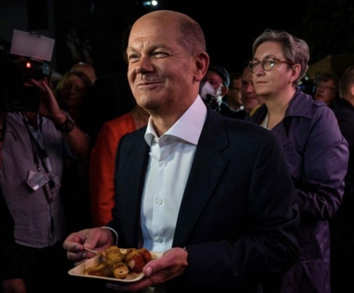 Njemački kancelar Olaf Scholz traži novog kuhara, nudi dobru platu ali i stroge uslove