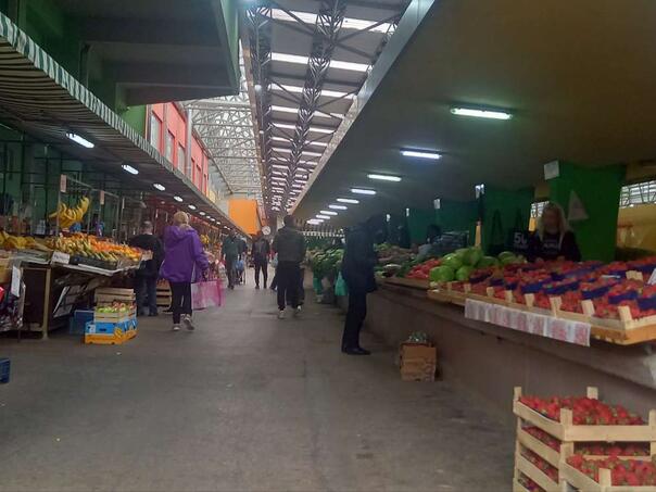 Njemački luk i egipatski krompir u banjalučkim marketima, proizvođači najavljuju promjenu situacije