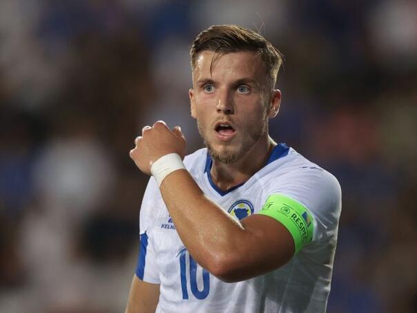 Njemački mediji: Ermedin Demirović ima novi klub, igrat će Ligu prvaka