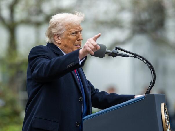 Njemački mediji o Trumpovim carinama: Počinje trgovinski rat