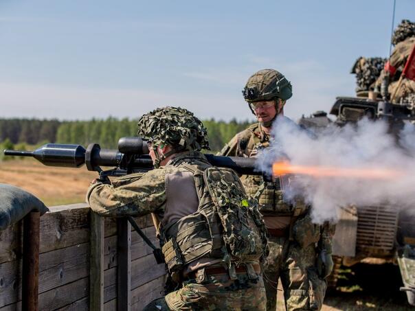 Njemački ministar odbrane: Rusija igra igru