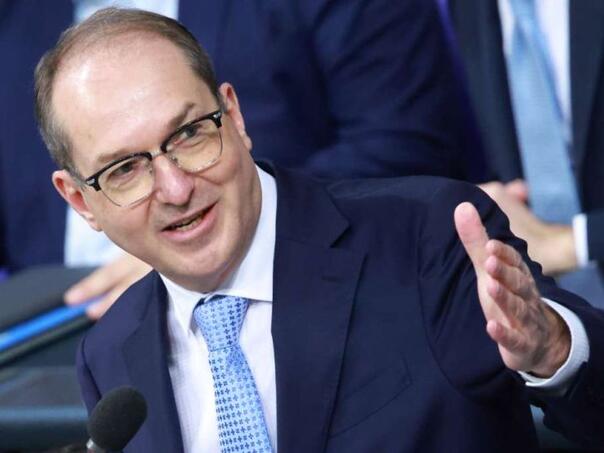 Njemački ministar policije: Uzvratit ćemo na cyber napade