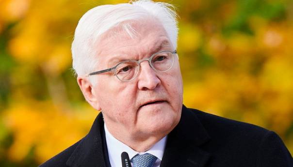Njemački predsjednik preispituje dodjelu odlikovanja negatoru genocida u Srebrenici