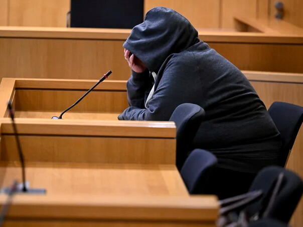 Njemački sud osudio muškarca koji je godinama drogirao, silovao i snimao suprugu