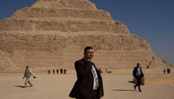 Njemački turista prvi preminuli od virusa korona u Egiptu