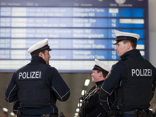 Njemački tužioci izdali nalog za hapšenje 15-godišnjaka zbog planiranja terorističkog napada