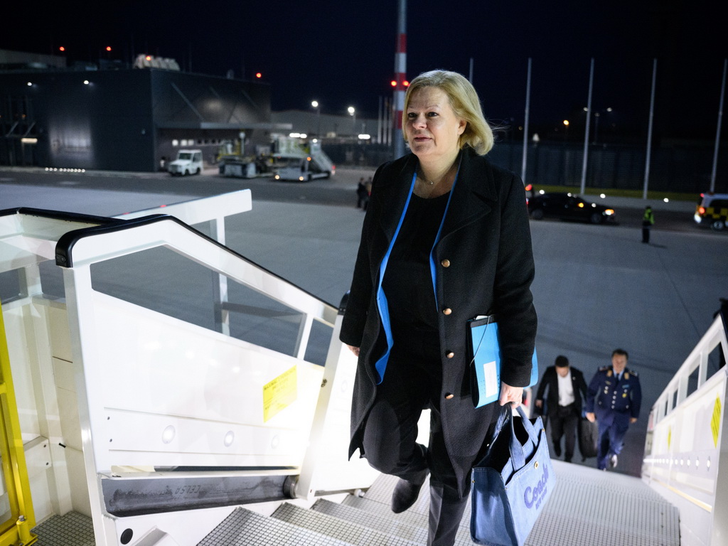 Njemačko-austrijska delegacija prekinula put u Siriju zbog "terorističke prijetnje"