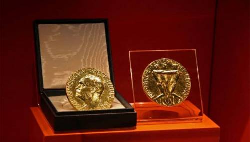 Nobelovi laureati primaju nagrade u svojim zemljama zbog pandemije