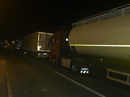 Noć proveli na cesti: Prevoznici najavili još veći obim protesta