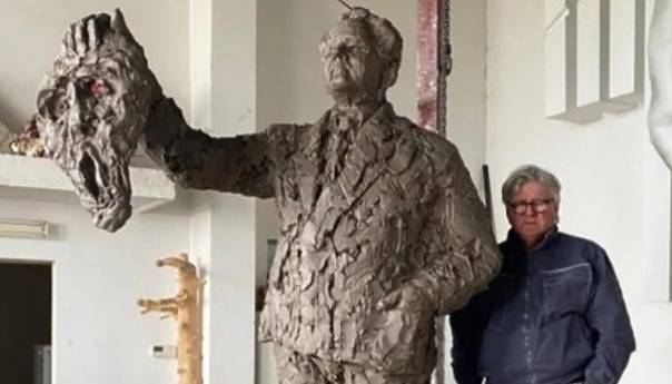 'Noćni vukovi' dižu kip Miloševiću u centru Moskve