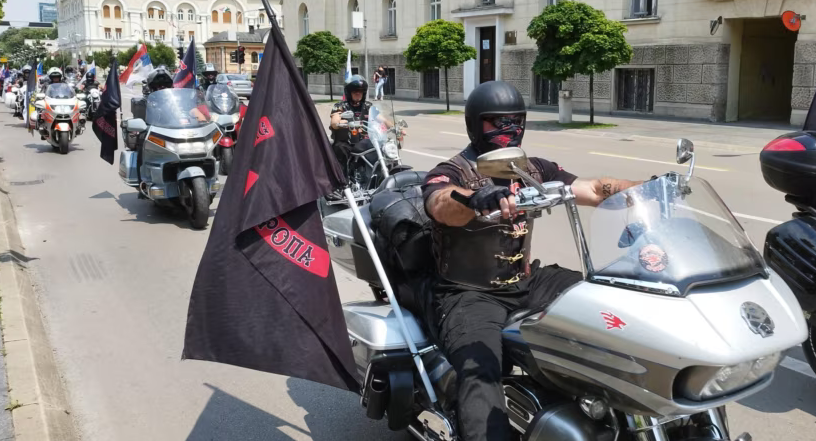 'Noćni vukovi' s crnih lista EU i SAD-a prodefilovali Banjalukom