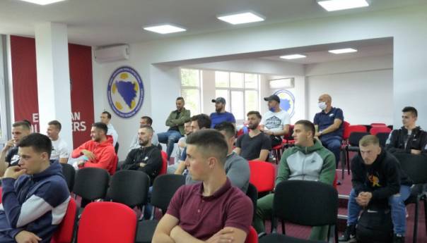 Nogometaši Čelika za početak trenažnog procesa čekaju rezultate testova