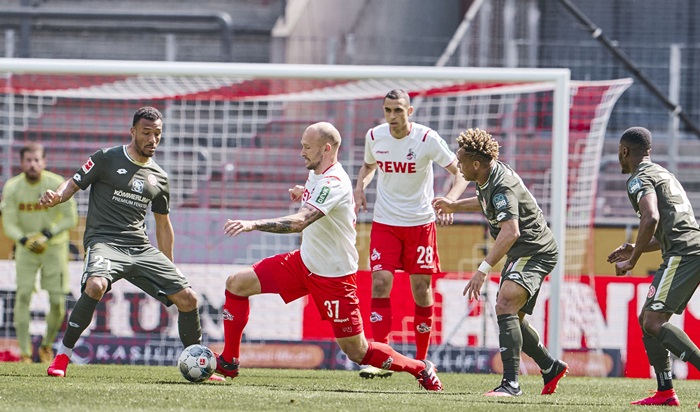 Nogometaši Kölna "prosuli" dva gola prednosti i remizirali s Mainzom
