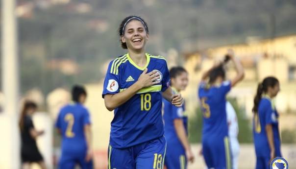 Nogometašice BiH s tri gola 17-godišnje Krajšumović savladale Maltu