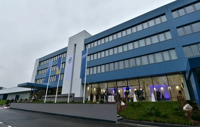 Nogometnom savezu BiH bit će uplaćeno 5,5 miliona eura