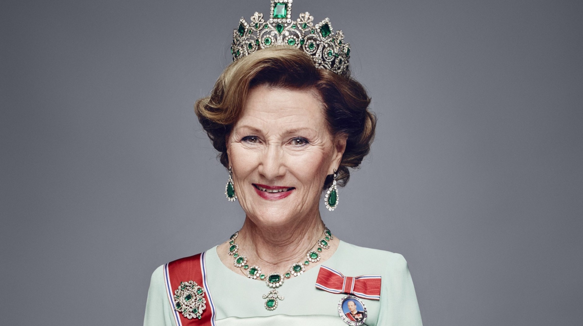 Norveška kraljica prevezena helikopterom zbog problema s disanjem