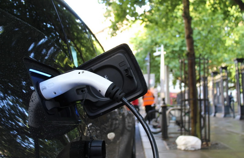 Norveška uvodi porez na električna vozila