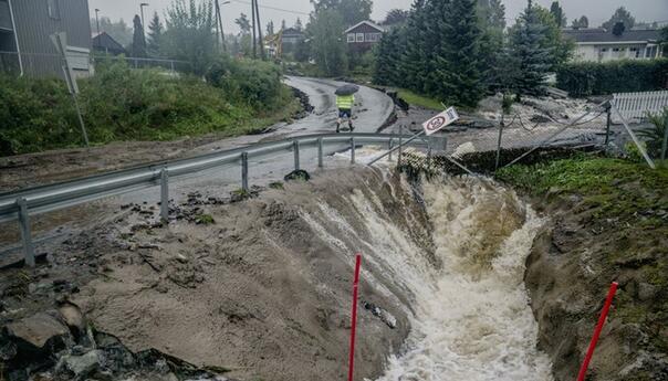 Norveška: Zbog jake kiše pokrenuta klizišta