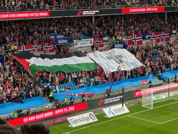 Norvežani tokom meča protiv Izraela razvili palestinsku zastavu