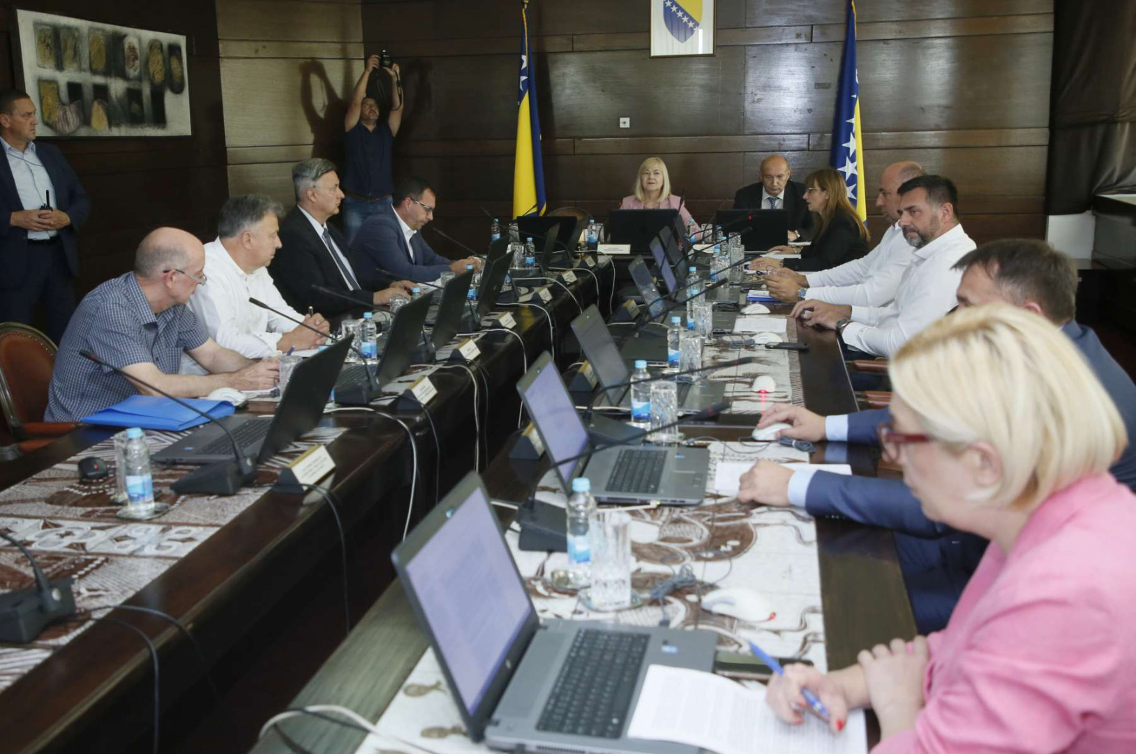 Nošenje zaštitnih maski u FBiH od danas obavezno u svim zdravstvenim institucijama