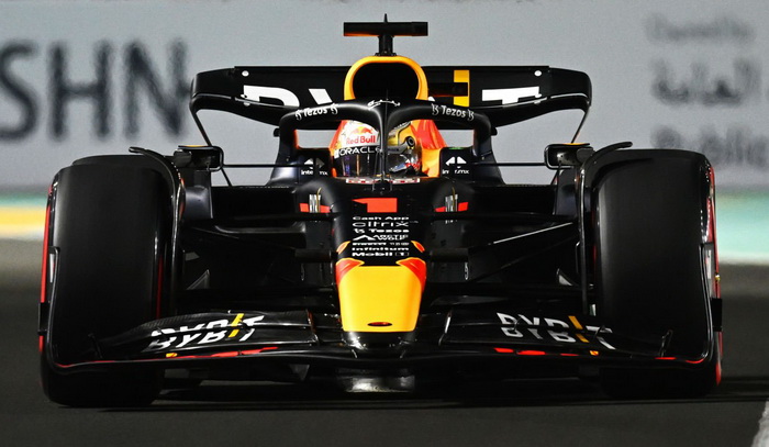 Nova drama u Formuli 1: Verstappen pobijedio Leclerca