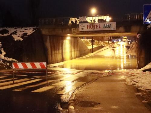 Nova kiša, ista priča: Podvožnjak u Buća Potoku opet poplavio